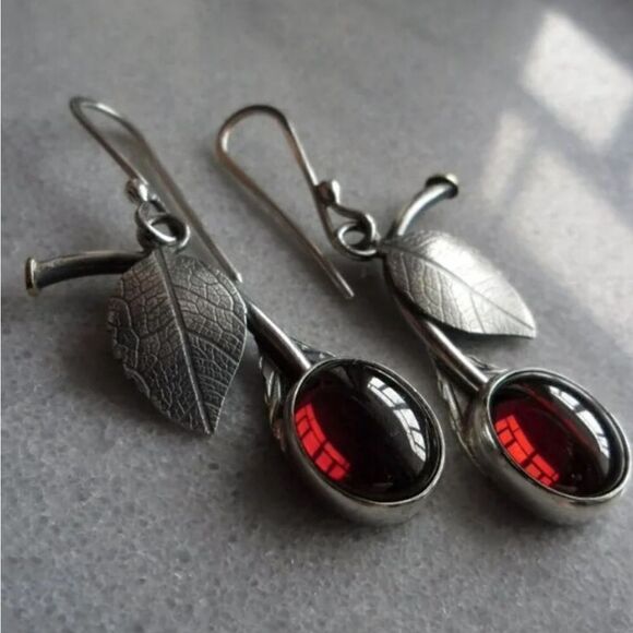 Red Sapphire Drop Earrings On 925 Sterling Silver - Picture 2 of 4